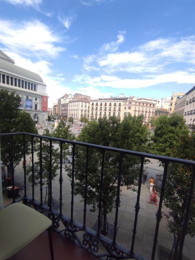 Parsa Homstay Madrid Esterno foto